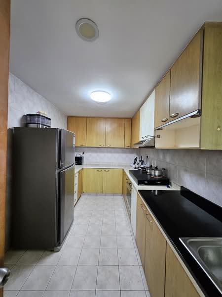 Paya Lebar Residences, 27 Paya Lebar Road, Room Rental, 90 sqft, Apartment For Rent, by Helen Xu, 500183155 - Kitchen - PropertyGuru.com.sg