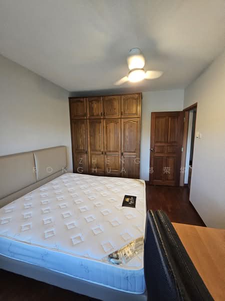 Pasir Panjang, , Room Rental, 300 sqft, Semi-Detached House For Rent, by Zheng Ronghua 郑荣华, 500183161 - Common Bedroom - PropertyGuru.com.sg