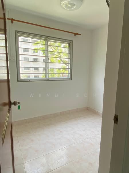17 Hougang Avenue 3, 17 Hougang Avenue 3, 3 Bedrooms, 1,055 sqft, HDB Flat For Sale, by Wendi Soh, 500183162 - Interior - PropertyGuru.com.sg