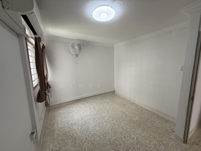 17 Hougang Avenue 3, 17 Hougang Avenue 3, 3 Bedrooms, 1,055 sqft, HDB Flat For Sale, by Wendi Soh, 500183162 - PropertyGuru.com.sg