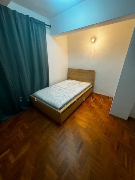 Pandan Valley, 3 Pandan Valley, Room Rental, 100 sqft, Condominium For Rent, by Ella Sherman, 500183163 - Bedroom - PropertyGuru.com.sg