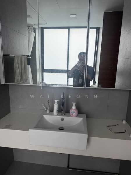 The Suites @ Central, 57-57A Devonshire Road, 2 Bedrooms, 1,055 sqft, Condominium For Rent, by Wai Keong, 500183164 - Bathroom - PropertyGuru.com.sg