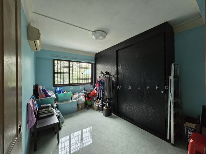 403 Fajar Road, 403 Fajar Road, 3 Bedrooms, 904 sqft, HDB Flat For Sale, by Norjahan Majeed, 500183165 - Bedroom - PropertyGuru.com.sg