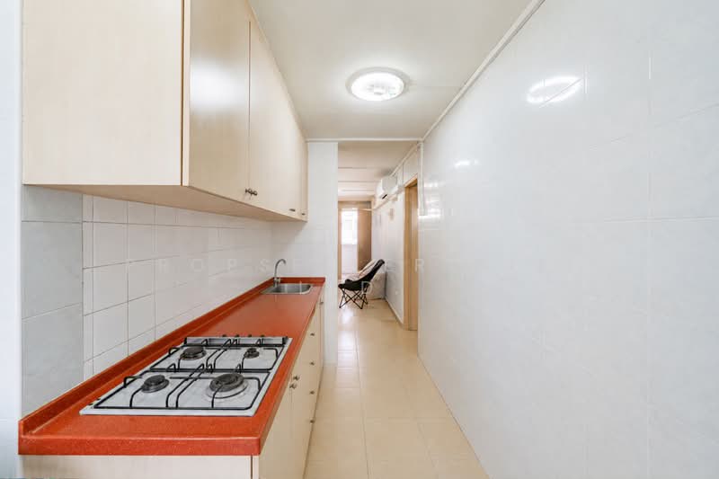 70 Circuit Road, 70 Circuit Road, 1 Bedroom, 452 sqft, HDB Flat For Sale, by Florence Ho, 500183166 - Kitchen - PropertyGuru.com.sg