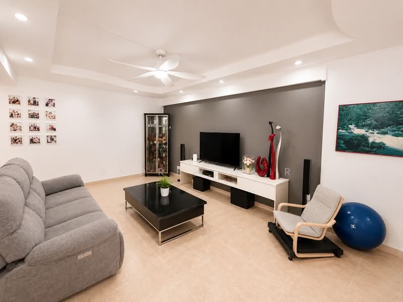 232A Serangoon Avenue 2, 232A Serangoon Avenue 2, 4 Bedrooms, 1,518 sqft, HDB Flat For Sale, by Andrew Nair, 500183175 - Living Room - PropertyGuru.com.sg