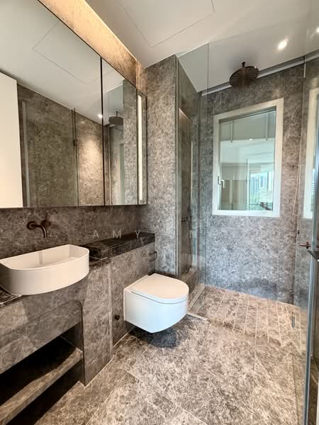 Park Nova, 18 Tomlinson Road, 3 Bedrooms, 1,432 sqft, Condominium For Sale, by Amy Sng, 500183180 - Common Bath - PropertyGuru.com.sg