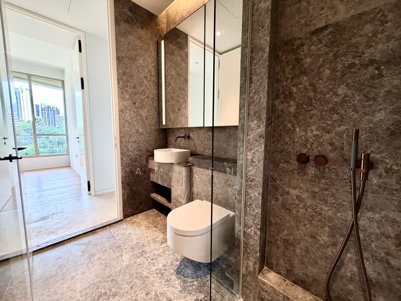 Park Nova, 18 Tomlinson Road, 3 Bedrooms, 1,432 sqft, Condominium For Sale, by Amy Sng, 500183180 - Common Bath - PropertyGuru.com.sg