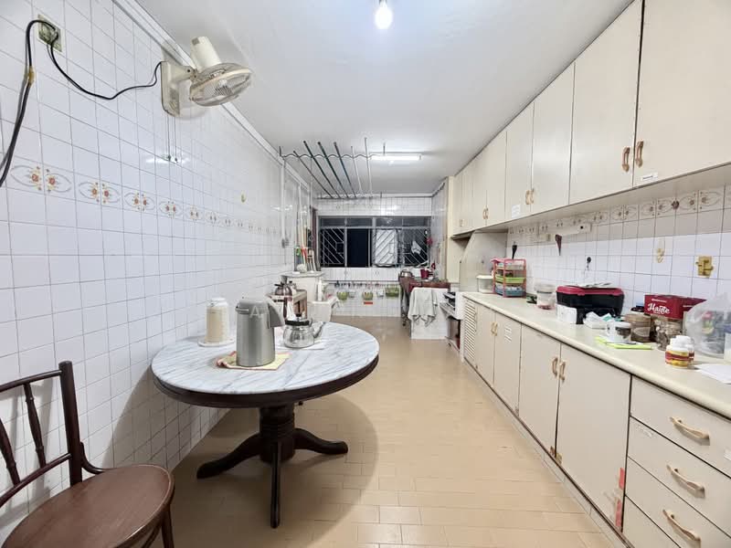 54 Pipit Road, 54 Pipit Road, 3 Bedrooms, 979 sqft, HDB Flat For Sale, by Baven Tan, 500183220 - Kitchen - PropertyGuru.com.sg