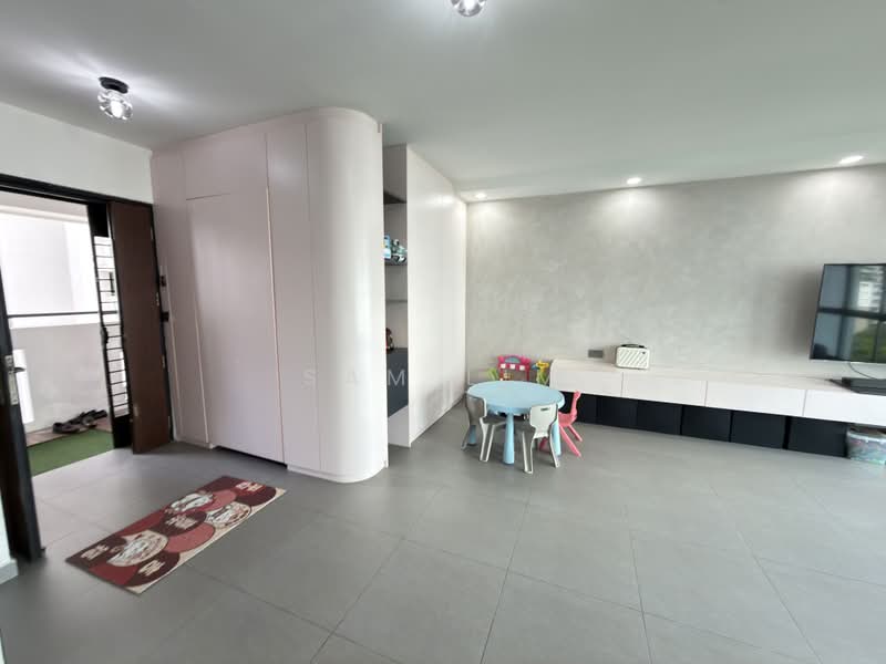 422B Northshore Drive, 422B Northshore Drive, 3 Bedrooms, 1,216 sqft, HDB Flat For Sale, by Sam Lim, 500183226 - Living Room - PropertyGuru.com.sg