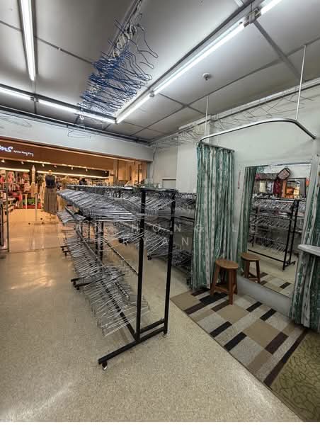 Holland Road Shopping Centre, 211 Holland Avenue, 420 sqft, Other Retail For Rent, by Tan Hong Le Ryan, 500183234 - Interior - CommercialGuru.com.sg