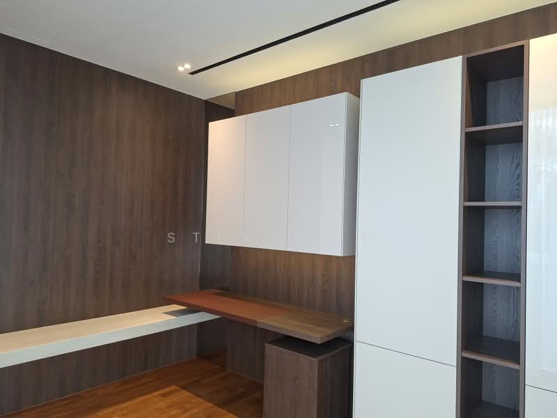 Goldhill Avenue, Goldhill Avenue, 6 Bedrooms, 8,500 sqft, Detached House For Sale, by Steve Teo, 500183237 - Study - PropertyGuru.com.sg