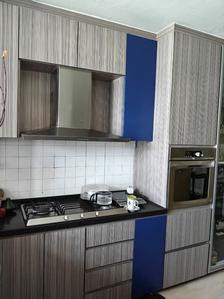 261 Jurong East Street 24, 261 Jurong East Street 24, 2 Bedrooms, 732 sqft, HDB Flat For Sale, by ANGELA HAN SIEW JONG, 500183238 - Kitchen - PropertyGuru.com.sg