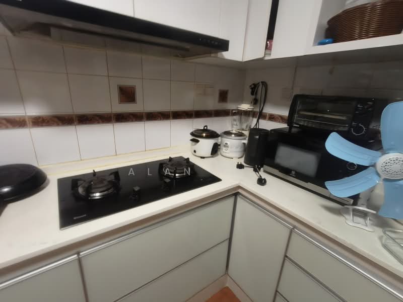 Melville Park, 12 Simei Street 1, Room Rental, 300 sqft, Apartment For Rent, by Alan Huy, 500183277 - Kitchen - PropertyGuru.com.sg