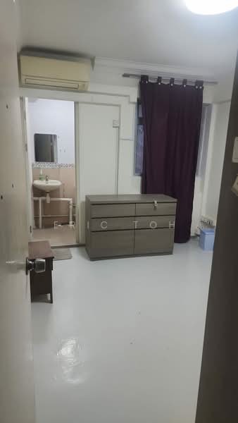 731 Yishun Street 72, 731 Yishun Street 72, Room Rental, 200 sqft, HDB Flat For Rent, by Eric Toh, 500183282 - Bathroom - PropertyGuru.com.sg