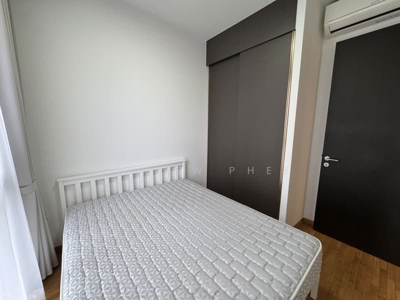 Park Colonial, 8 Woodleigh Lane, 2 Bedrooms, 667 sqft, Condominium For Sale, by Andrew Phee, 500183289 - Bedroom 2 - PropertyGuru.com.sg