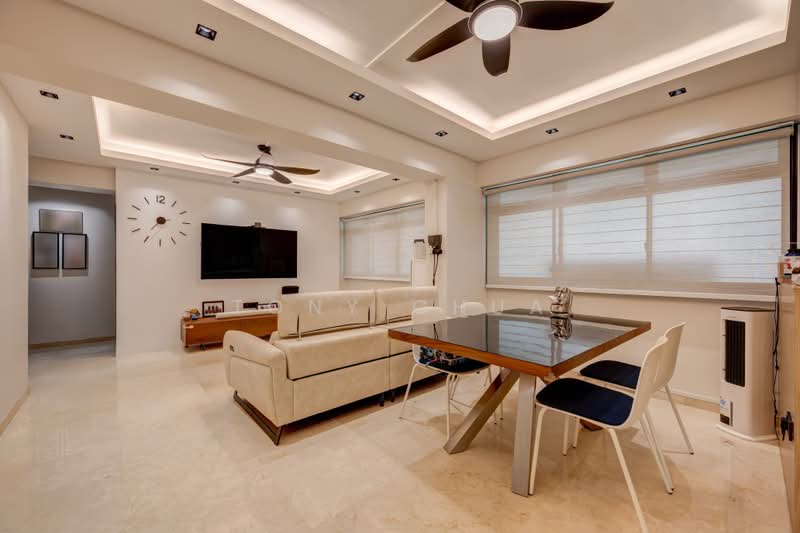 698A Hougang Street 61, 698A Hougang Street 61, 3 Bedrooms, 1,076 sqft, HDB Flat For Sale, by Tony Chua, 500183295 - Living Room - PropertyGuru.com.sg