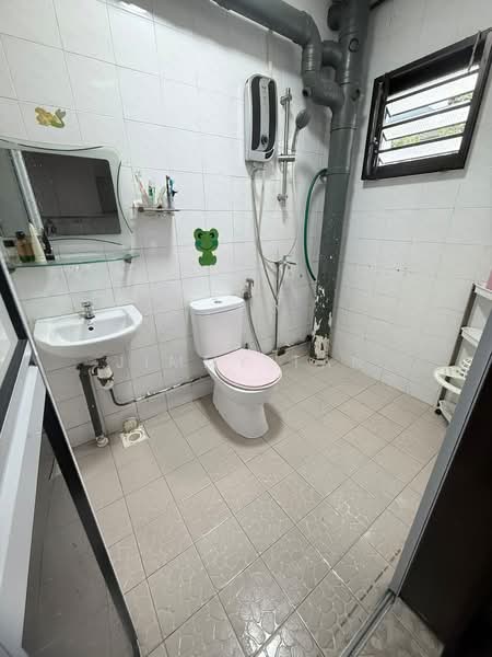 628B Woodlands Ring Road, 628B Woodlands Ring Road, 3 Bedrooms, 1,301 sqft, HDB Flat For Sale, by Jimmy Tan, 500183298 - Bathroom - PropertyGuru.com.sg
