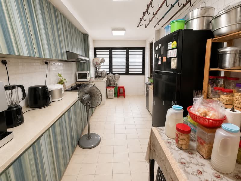 48 Teban Gardens Road, 48 Teban Gardens Road, 2 Bedrooms, 732 sqft, HDB Flat For Sale, by Faizal Rahim, 500183305 - Kitchen - PropertyGuru.com.sg