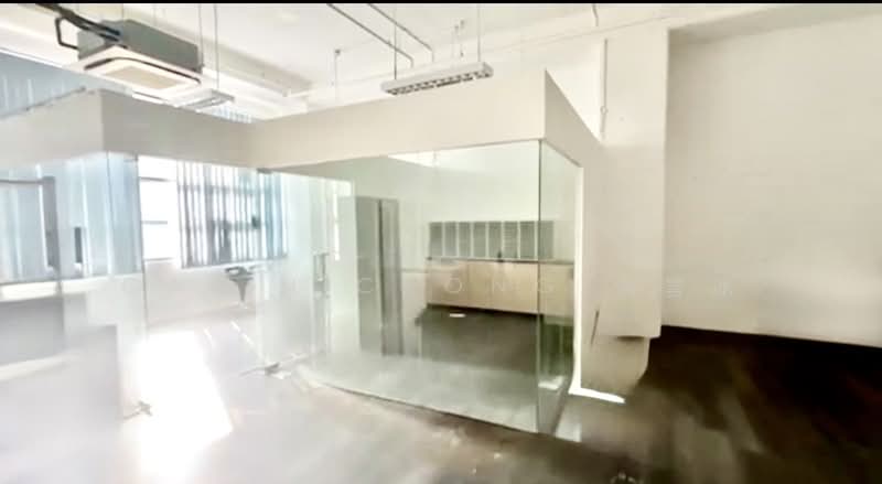 E-Centre @ Redhill, 3791 Jalan Bukit Merah, 1,173 sqft, Light Industrial (B1) For Sale, by Calin Chong 张雪冰, 500183307 - Interior - CommercialGuru.com.sg