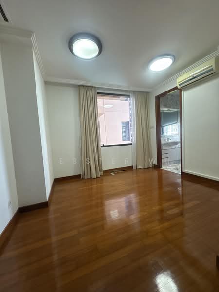 Four Seasons Park, 8 Cuscaden Walk, 4 Bedrooms, 2,260 sqft, Condominium For Rent, by Webster Wu, 500183310 - Common Bedroom 2 with attached - PropertyGuru.com.sg