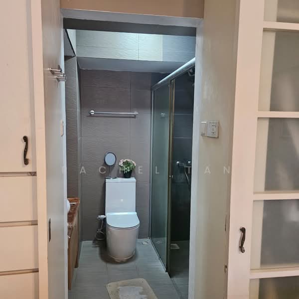 404A Fernvale Lane, 404A Fernvale Lane, 3 Bedrooms, 1,205 sqft, HDB Flat For Sale, by Rachel Tan, 500183312 - Bathroom - PropertyGuru.com.sg