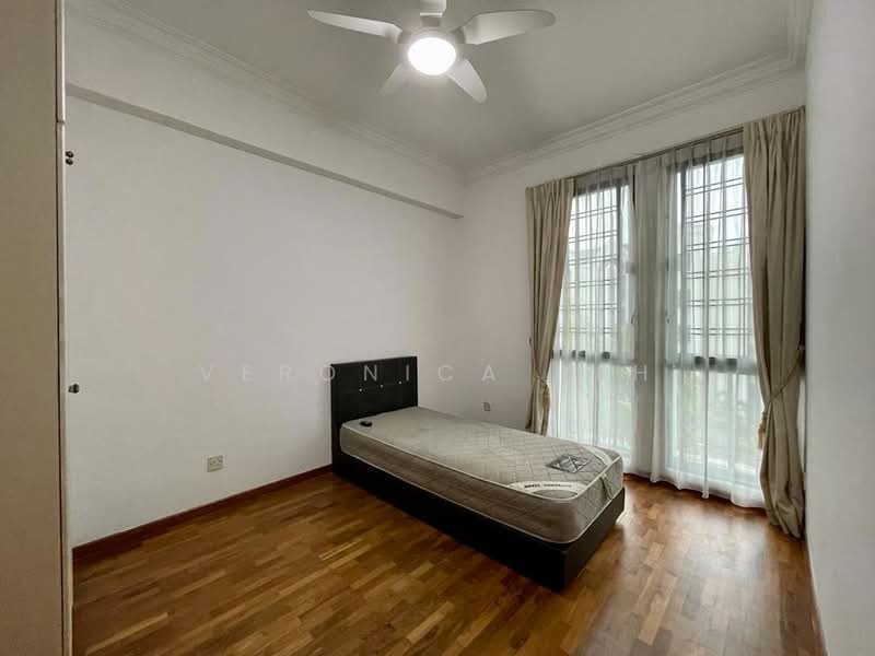 Highgate, 66 Toh Tuck Road, 3 Bedrooms, 1,227 sqft, Condominium For Rent, by Veronica Peh, 500183320 - Bedroom - PropertyGuru.com.sg