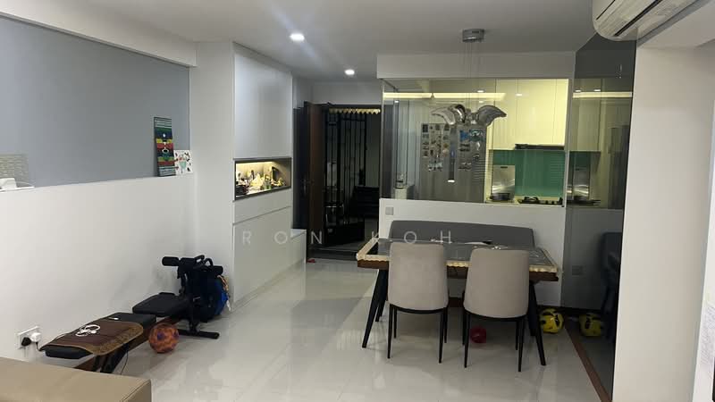 282A Sengkang East Avenue, 282A Sengkang East Avenue, 3 Bedrooms, 990 sqft, HDB Flat For Sale, by Ron Koh, 500183321 - Living Room - PropertyGuru.com.sg