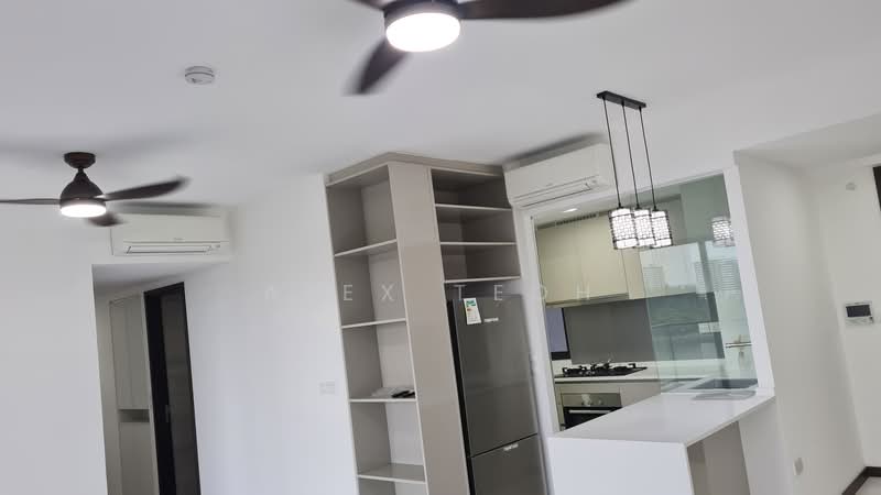 Lake Grande, 2 Jurong Lake Link, 5 Bedrooms, 1,302 sqft, Condominium For Sale, by Alex Teoh, 500183323 - Kitchen - PropertyGuru.com.sg