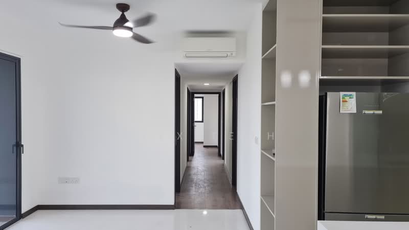 Lake Grande, 2 Jurong Lake Link, 5 Bedrooms, 1,302 sqft, Condominium For Sale, by Alex Teoh, 500183323 - Interior - PropertyGuru.com.sg