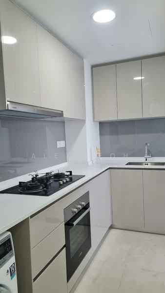 Lake Grande, 2 Jurong Lake Link, 5 Bedrooms, 1,302 sqft, Condominium For Sale, by Alex Teoh, 500183323 - Kitchen - PropertyGuru.com.sg