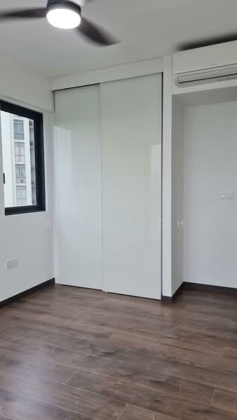 Lake Grande, 2 Jurong Lake Link, 5 Bedrooms, 1,302 sqft, Condominium For Sale, by Alex Teoh, 500183323 - Interior - PropertyGuru.com.sg