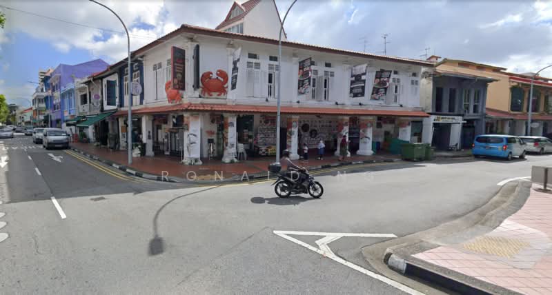 JOO CHIAT ROAD - LEVEL 1: BAKERY; F&B TAKEAWAY ; BEAUTY / HAIR SALON; GYM ;YOGA ; LAUNDROMAT