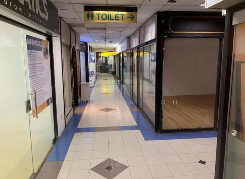Bukit Timah Shopping Centre, 170 Upper Bukit Timah Road, 400 sqft, Mall Shop For Rent, by Ssharon Loh, 500183348 - CommercialGuru.com.sg
