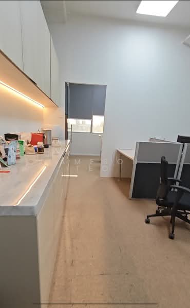 Wcega Tower, 21 Bukit Batok Crescent, 958 sqft, Light Industrial (B1) For Sale, by JAMESON TEO, 500183349 - CommercialGuru.com.sg