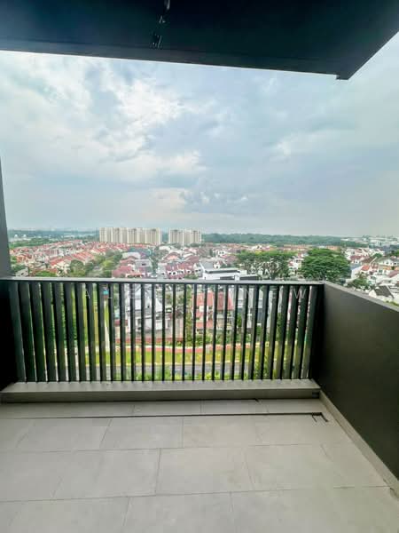 Lentor Modern, 3 Lentor Central, 3 Bedrooms, 990 sqft, Condominium For Sale, by Albert New, 500183350 - Balcony - PropertyGuru.com.sg