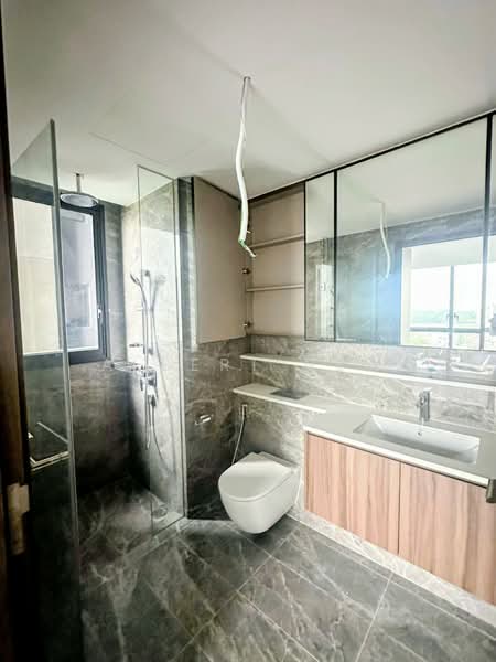 Lentor Modern, 3 Lentor Central, 3 Bedrooms, 990 sqft, Condominium For Sale, by Albert New, 500183350 - Bathroom - PropertyGuru.com.sg