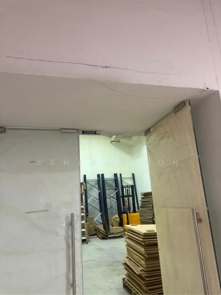 Oxley BizHub, 61 Ubi Road 1, 969 sqft, Light Industrial (B1) For Rent, by Ssharon Loh, 500183351 - CommercialGuru.com.sg