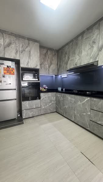 445 Choa Chu Kang Avenue 4, 445 Choa Chu Kang Avenue 4, 3 Bedrooms, 1,076 sqft, HDB Flat For Sale, by Wan Rahmat, 500183353 - Kitchen - PropertyGuru.com.sg