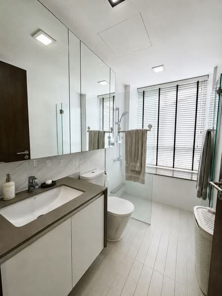 Hundred Trees, 85 West Coast Drive, 3 Bedrooms, 1,163 sqft, Condominium For Sale, by Esther Liang, 500183364 - Bathroom - PropertyGuru.com.sg