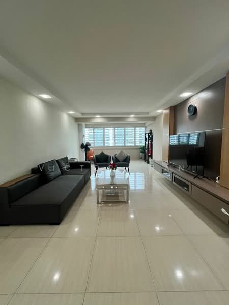 711 Bedok Reservoir Road, 711 Bedok Reservoir Road, 3 Bedrooms, 1,302 sqft, HDB Flat For Sale, by Victor Chan, 500183368 - Living Room - PropertyGuru.com.sg