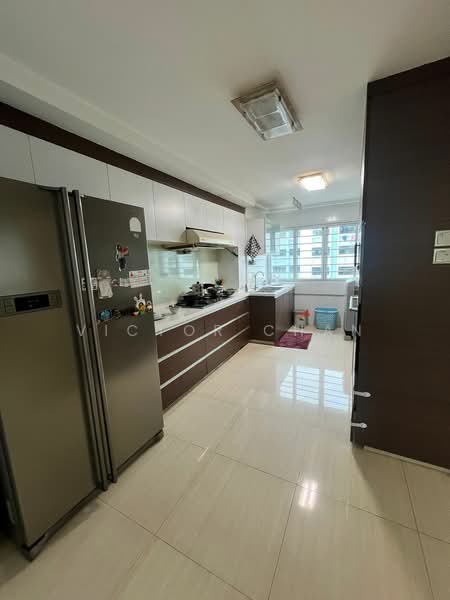 711 Bedok Reservoir Road, 711 Bedok Reservoir Road, 3 Bedrooms, 1,302 sqft, HDB Flat For Sale, by Victor Chan, 500183368 - Kitchen - PropertyGuru.com.sg