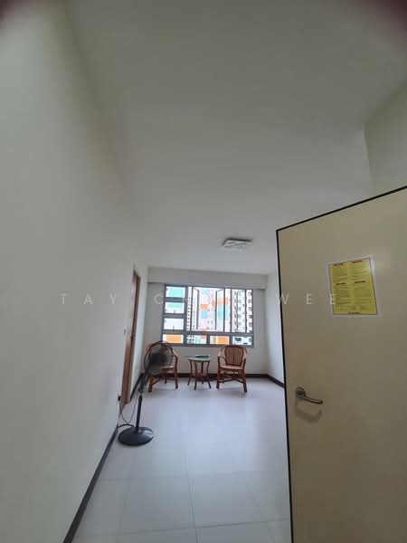 590A Montreal Link, 590A Montreal Link, 2 Bedrooms, 460 sqft, HDB Flat For Rent, by Tay Chee Wee, 500183387 - Living Room - PropertyGuru.com.sg