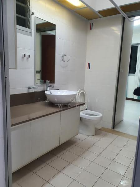 590A Montreal Link, 590A Montreal Link, Sembawang / Yishun, 1 Bedroom, 506 sqft, HDB Flat For Rent, by Tay Chee Wee, 500183387 - Bathroom - PropertyGuru.com.sg