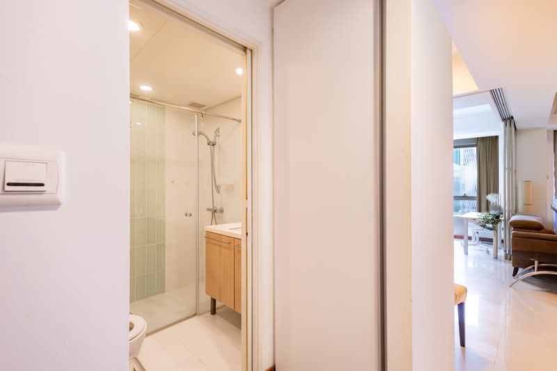 The Sail @ Marina Bay, 6 Marina Boulevard, 2 Bedrooms, 861 sqft, Condominium For Sale, by Yee Bey Liew, 500183392 - Bathroom - PropertyGuru.com.sg