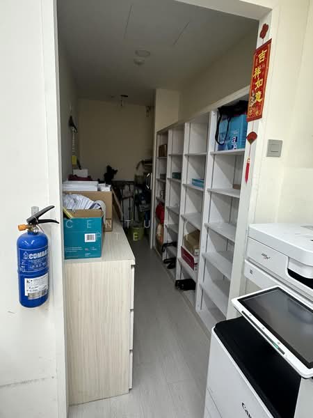 Chiat Hong Building, 110 Middle Road, 2,497 sqft, Office For Rent, by KATE, 500183413 - Storage - CommercialGuru.com.sg