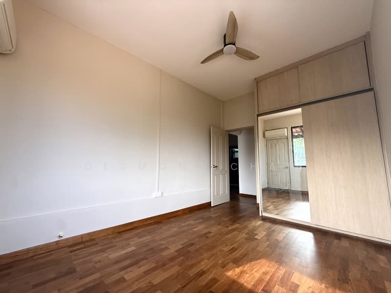 Capitol Park, Jalan Seni, University Road, Jalan Bahasa, 5 Bedrooms, 2,900 sqft, Semi-Detached House For Rent, by Desmond Chan, 500183417 - Bedroom - PropertyGuru.com.sg