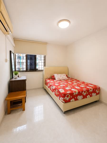 233 Serangoon Avenue 3, 233 Serangoon Avenue 3, 3 Bedrooms, 904 sqft, HDB Flat For Sale, by Joavonne Tang, 500183420 - Bedroom - PropertyGuru.com.sg