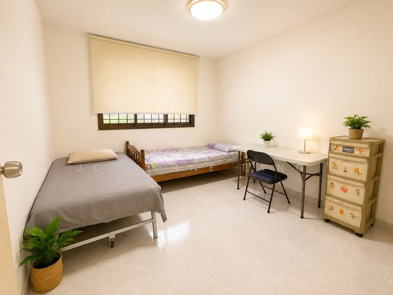 233 Serangoon Avenue 3, 233 Serangoon Avenue 3, 3 Bedrooms, 904 sqft, HDB Flat For Sale, by Joavonne Tang, 500183420 - Bedroom - PropertyGuru.com.sg