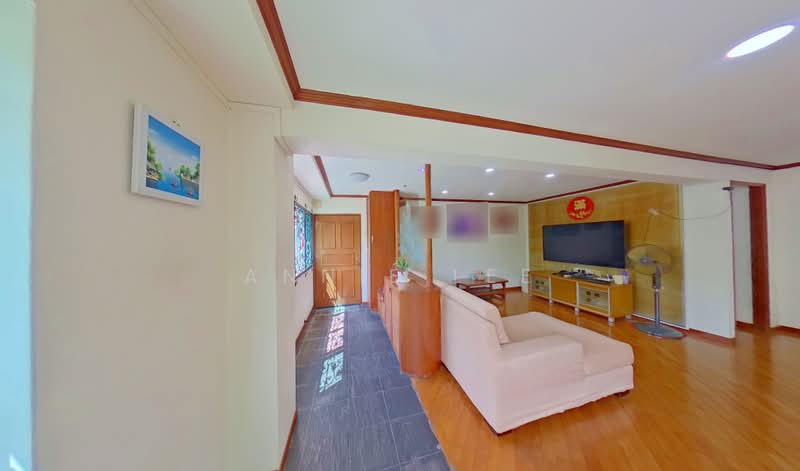 664A Yishun Avenue 4, 664A Yishun Avenue 4, 4 Bedrooms, 1,765 sqft, HDB Flat For Sale, by Annie Lee, 500183445 - Living Room - PropertyGuru.com.sg