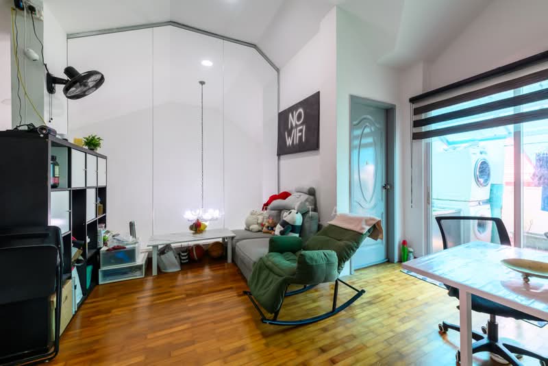 Euphony Gardens, 1 Jalan Mata Ayer, 4 Bedrooms, 2,056 sqft, Condominium For Sale, by Nobie Tan, 500183446 - Living Room - PropertyGuru.com.sg